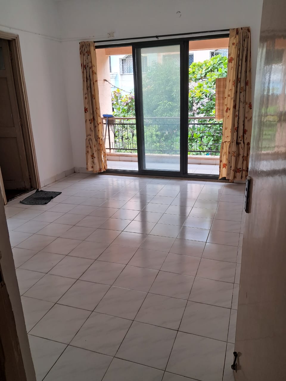 2 BHK Apartment For Rent in Grafficon Apartment