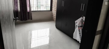 Room in 1 BHK Apartment at Jayant Sapphire, Prabhadevi – for Rent