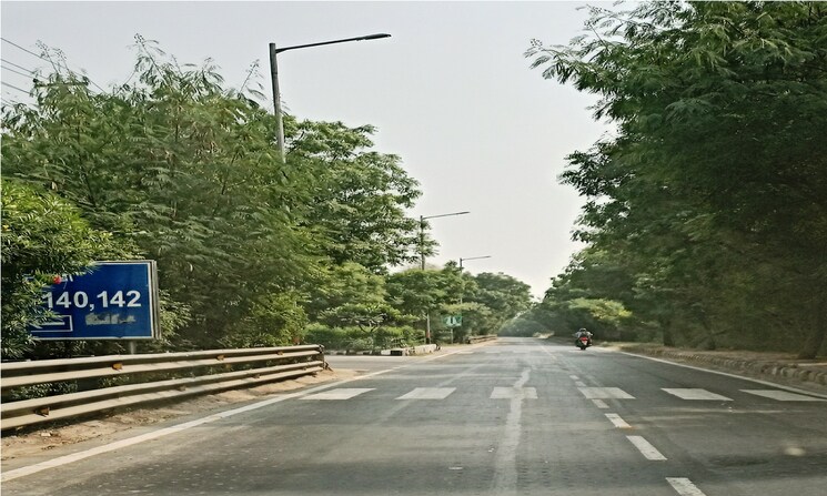 undefined, sector 144  450 Sq.Yd. Plot In Sector 144 Noida 8524466