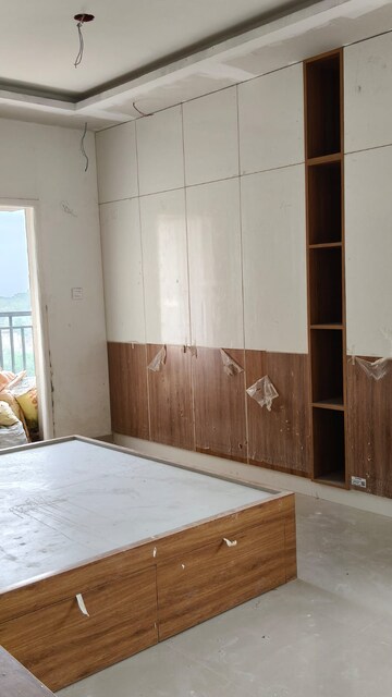 Room in 3 BHK Apartment at Jains Aashraya, Bannerghatta – for Rent