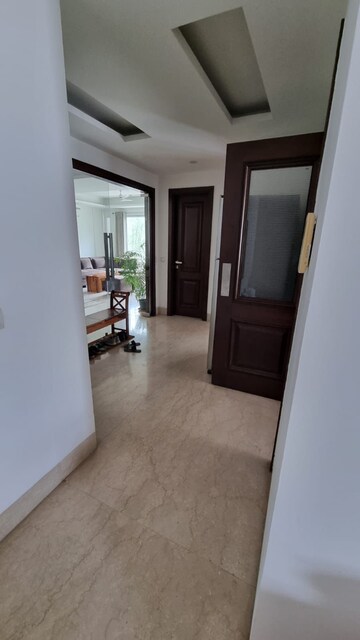 Room in 4 BHK Builder Floor at Boutique Residential Apartments A1 313, Safdarjung Enclave – for Rent