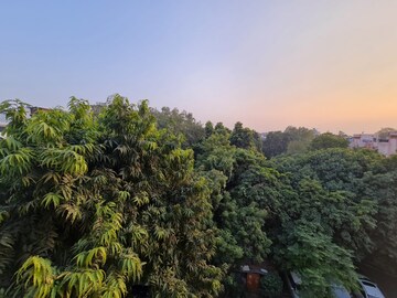 4 BHK Builder Floor – Garden View at Boutique Residential Apartments A1 313, Safdarjung Enclave - for Rent