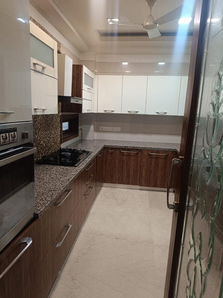 Kitchen, florence-nightingale-lane 4 Bedroom 2200 Sq.Ft. Builder Floor In Green Park Delhi 9046896