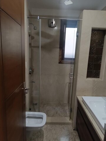 Bathroom in 4 BHK Builder Floor at Florence Nightingale Lane, Green Park – for Rent