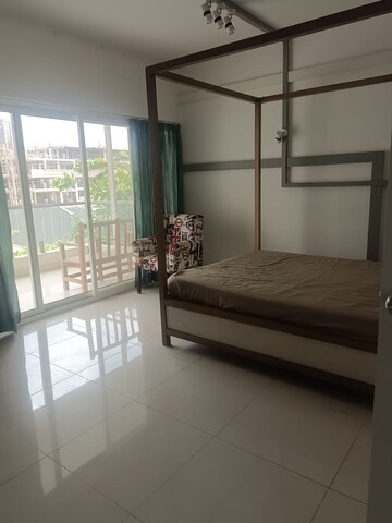 Room in 3 BHK Villa at Valmark City Ville, Bannerghatta Road – for Rent