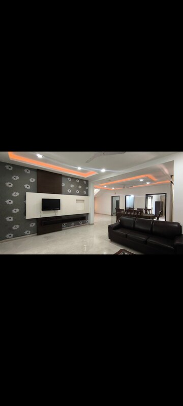 5 BHK Villa For Rent in Jayabheri The Meadows, Gachibowli
