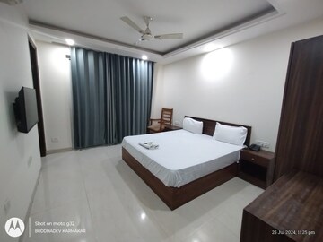 Bedroom in 3 BHK Builder Floor at Unitech South City II, Sector 50 – for Rent
