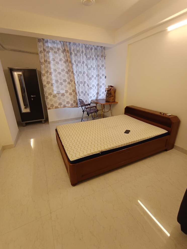 Bedroom, powai Pg For Boys & Girls In Powai 9046936