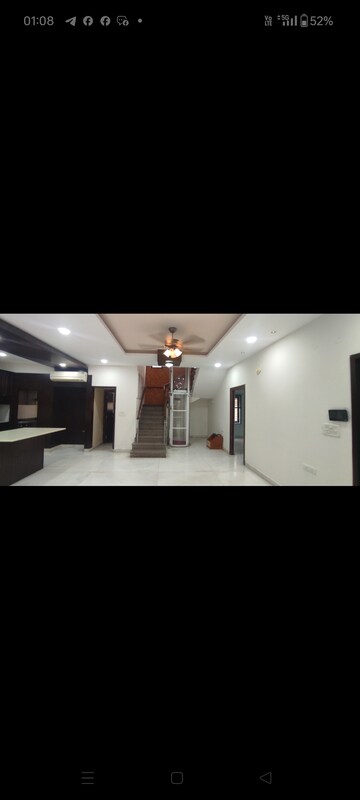 Living Room in 4 BHK Villa at Cyber City Oriana, Hi Tech City – for Rent