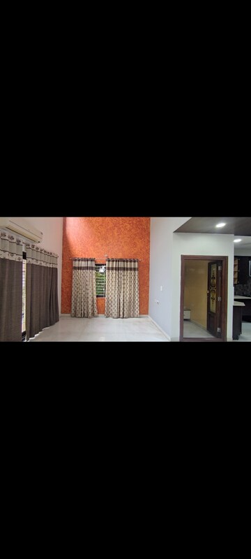 Bedroom in 4 BHK Villa at Cyber City Oriana, Hi Tech City – for Rent