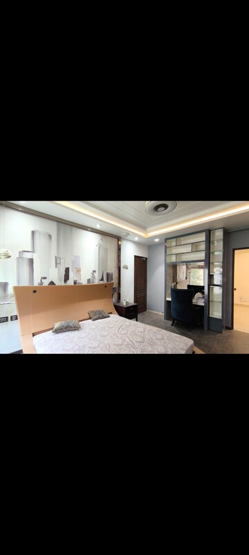 Bedroom in 5 BHK Villa at Aditya Royal Palm, Shaikpet – for Sale