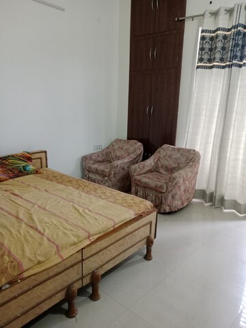 Bedroom in 2 BHK Builder Floor at Ansals Sushant City – for Rent