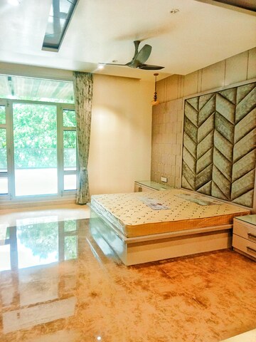Bedroom in 6 BHK Independent House at Vaishali Nagar – for Sale