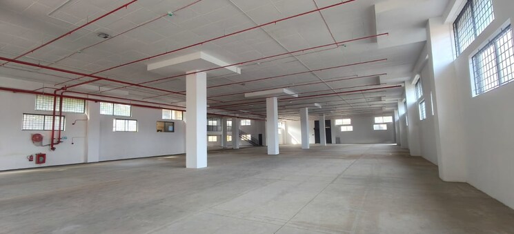  Parking, kanjiramattom Commercial Warehouse 36000 Sq.Ft. In Kanjiramattom Kochi 9047040