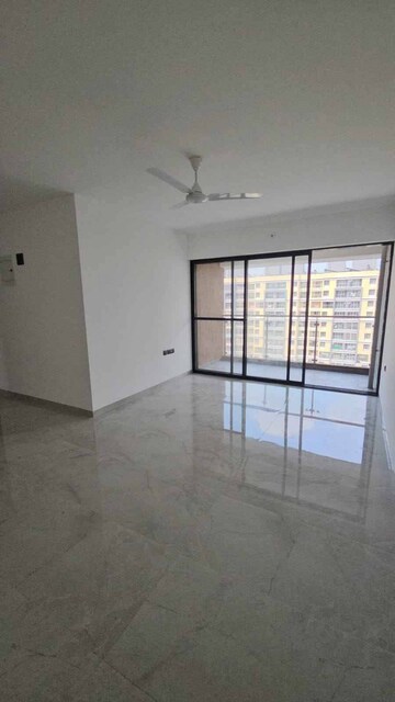 Room in 2 BHK Apartment at Unique Youtopia, Kharadi – for Rent