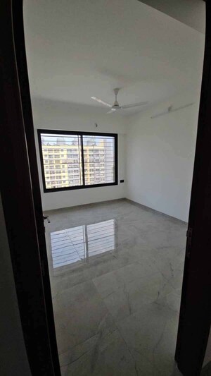 Room in 2 BHK Apartment at Unique Youtopia, Kharadi – for Rent