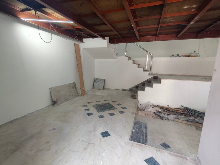 Team Area, egmore Commercial Showroom 2000 Sq.Ft. In Egmore Chennai 9047089