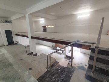 Team Area in  Showroom at Egmore – for Rent