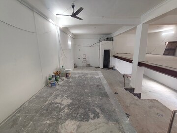Parking in  Showroom at Egmore – for Rent