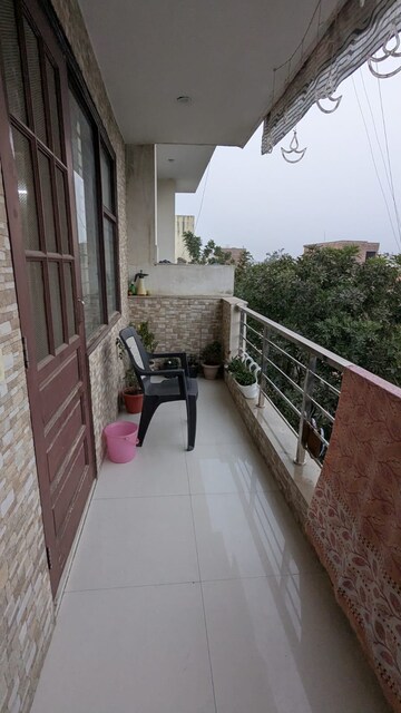 Balcony in 2 BHK Builder Floor at Sector 51 – for Rent