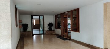 Room in 4 BHK Apartment at Brigade Rhapsody, Palace Road – for Rent