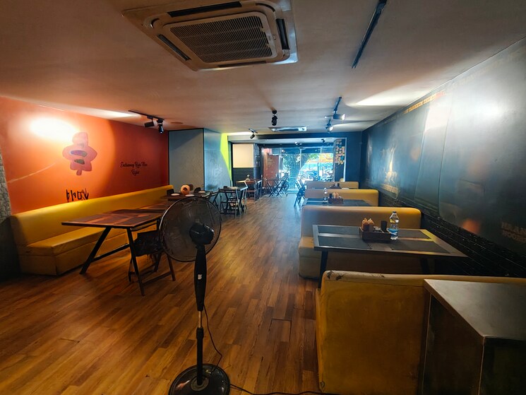 Gym, anna nagar Commercial Showroom 1650 Sq.Ft. In Anna Nagar Chennai 9047105