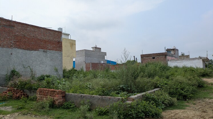 undefined, sector 142  50 Sq.Yd. Plot In Sector 142 Noida 9047112