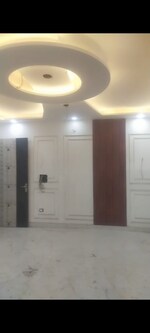 3 BHK + Study Room 900 Sq.Ft. Builder Floor in West Sant Nagar