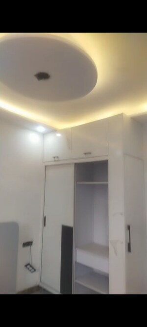 Building Lobby in 3 BHK Builder Floor at West Sant Nagar – for Sale