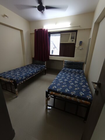 Bedroom in  Pg at Powai – for Rent