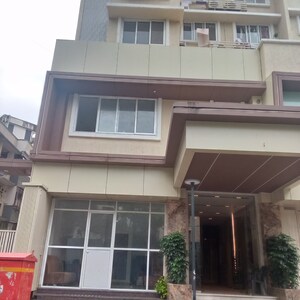  Shop For Rent in Vraj Paras Residency, Goregaon West