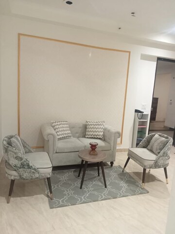 Team Area in 2 BHK Apartment at Gaur City 7th Avenue, Sector 4 Greater Noida – for Sale