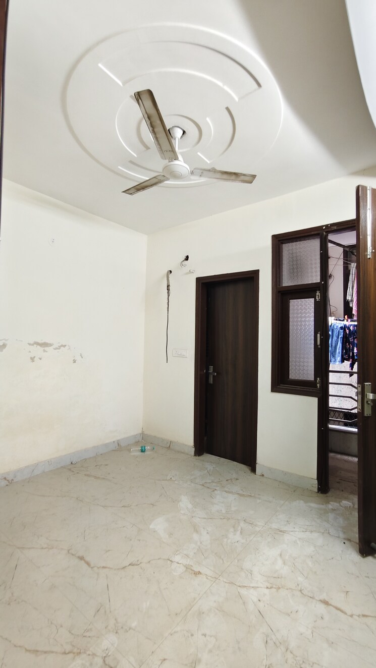 Room, govindpuri 2 Bedroom 600 Sq.Ft. Builder Floor In Govindpuri Delhi 9047161