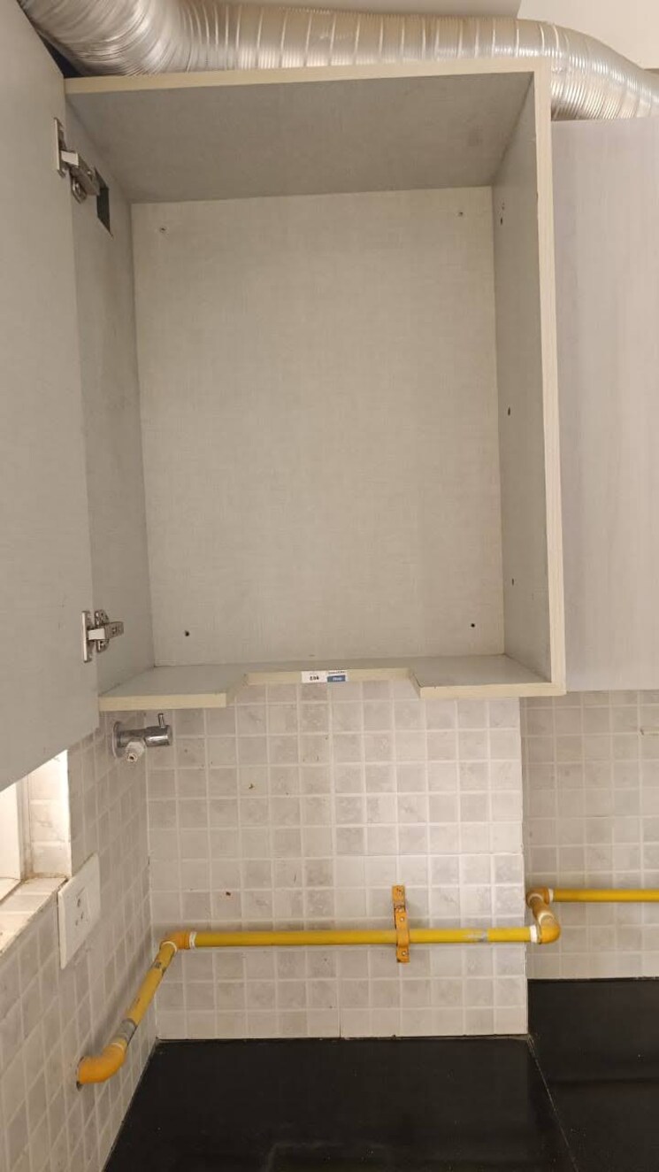 Bathroom, godrej-aria 3 Bedroom 1983 Sq.Ft. Apartment In Sector 79 Gurgaon 9047179