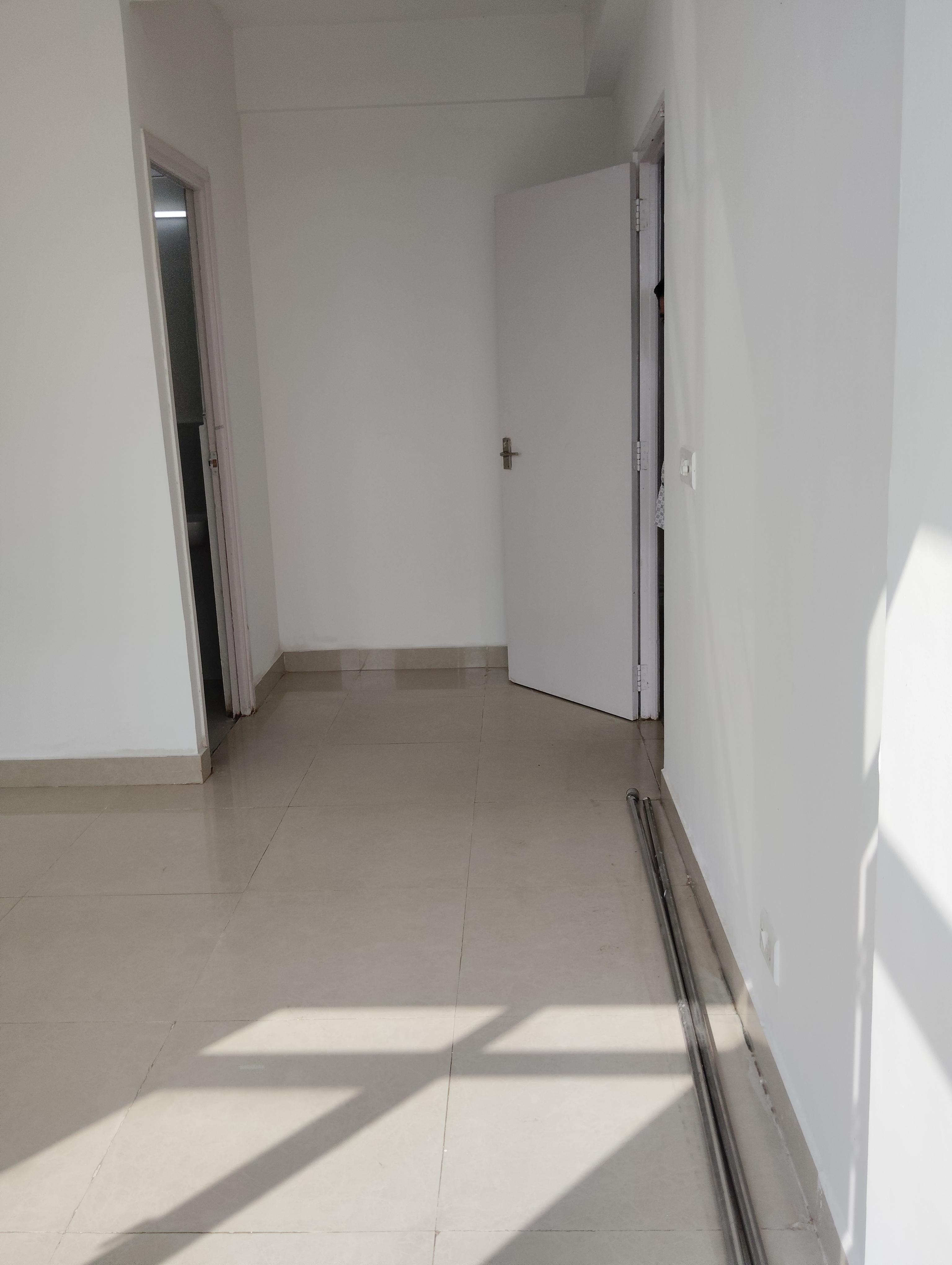 2 BHK + Extra Room Apartment For Rent in Suncity Avenue 76