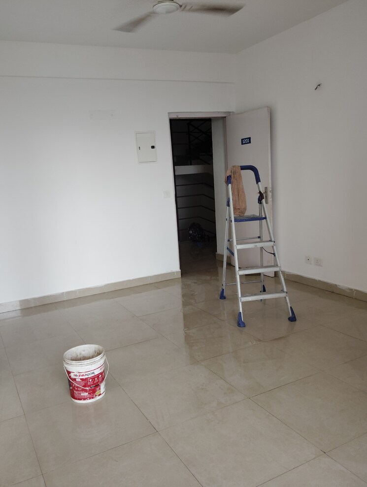 Bathroom, suncity-avenue-76 2 Bedroom 735 Sq.Ft. Apartment In Sector 76 Gurgaon 9047191