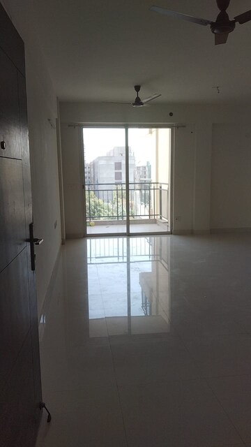 Room in 2 BHK Apartment at Godrej Aria, Sector 79 – for Rent