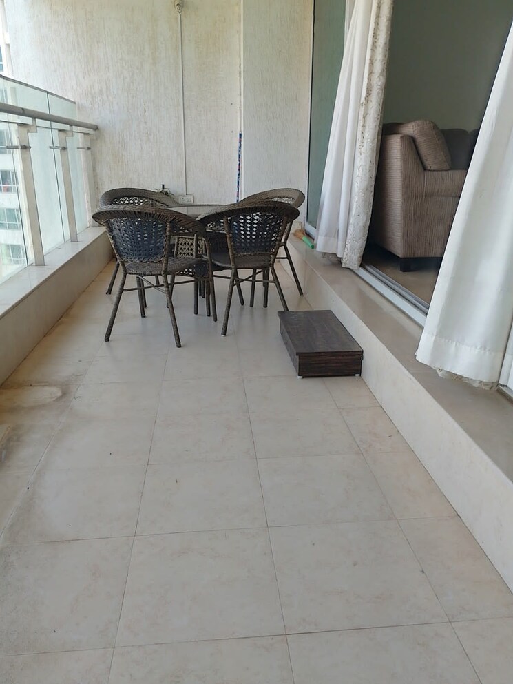 Balcony, db-woods 3 Bedroom 2880 Sq.Ft. Apartment In Goregaon East Mumbai 9047203
