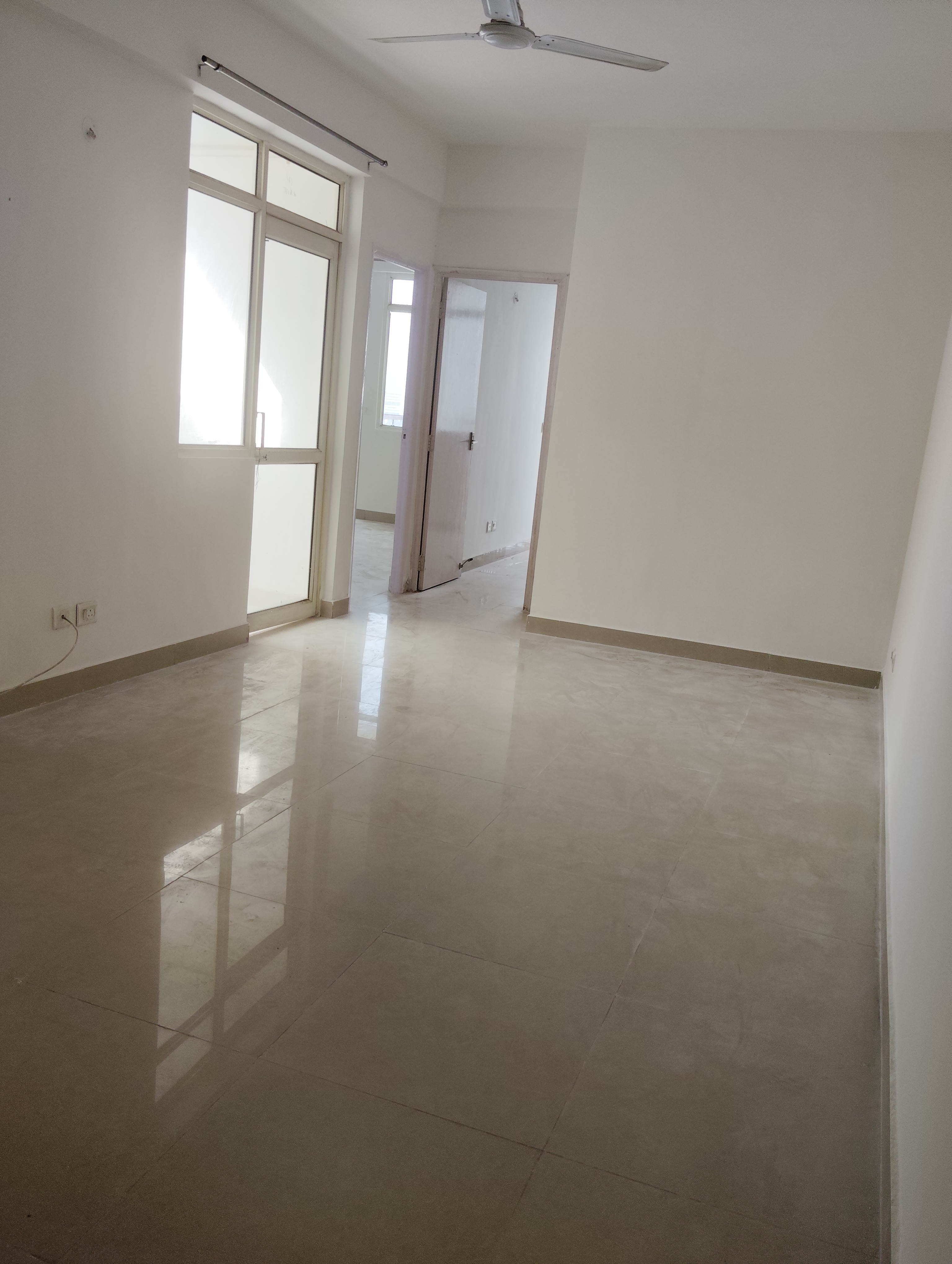 2 BHK + Extra Room Apartment For Rent in Suncity Avenue 76