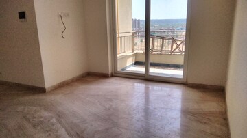 Room in 3 BHK Apartment at Pareena The Elite Residences, Sector 99 – for Rent