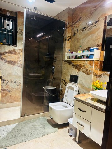 Bathroom in 3 BHK Builder Floor at Paschim Vihar – for Rent