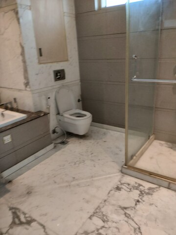Bathroom in 4 BHK Apartment at Salcon The Verandas, Sector 54 – for Rent