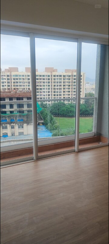 1 BHK Apartment For Rent in Indiabulls One Indiabulls, Pokhran Road No Two