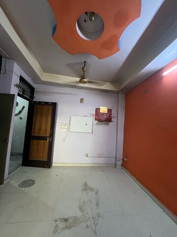 Team Area in 1 BHK Apartment at Shalimar Apartments Shalimar Garden, Shalimar Garden – for Rent