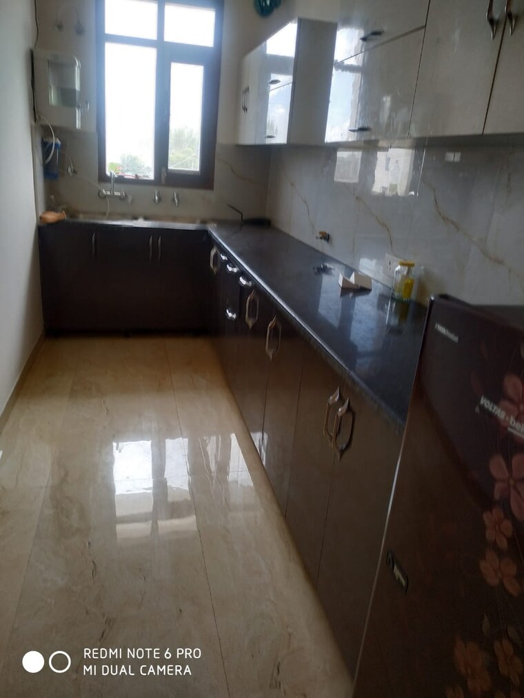 Kitchen, ambala highway 3 Bedroom 122 Sq.Yd. Apartment In Ambala Highway Zirakpur 9047360
