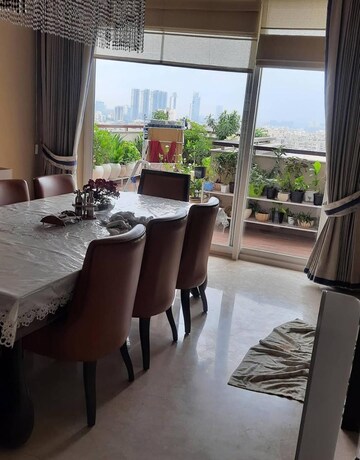 Living Room in 5 BHK Apartment at Salcon The Verandas, Sector 54 – for Rent