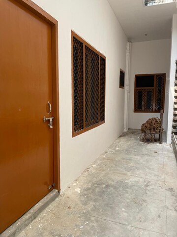 Building Lobby in 4 BHK Independent House at Gosainganj – for Rent