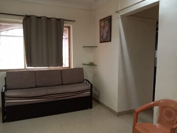 Bedroom in 1 BHK Apartment at Dosti Group Acres, Wadala East – for Sale