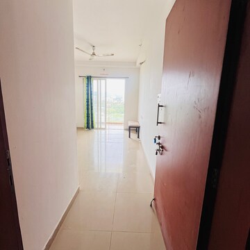 Room in 1 BHK Apartment at Kolte Patil Life Republic, Marunji – for Rent