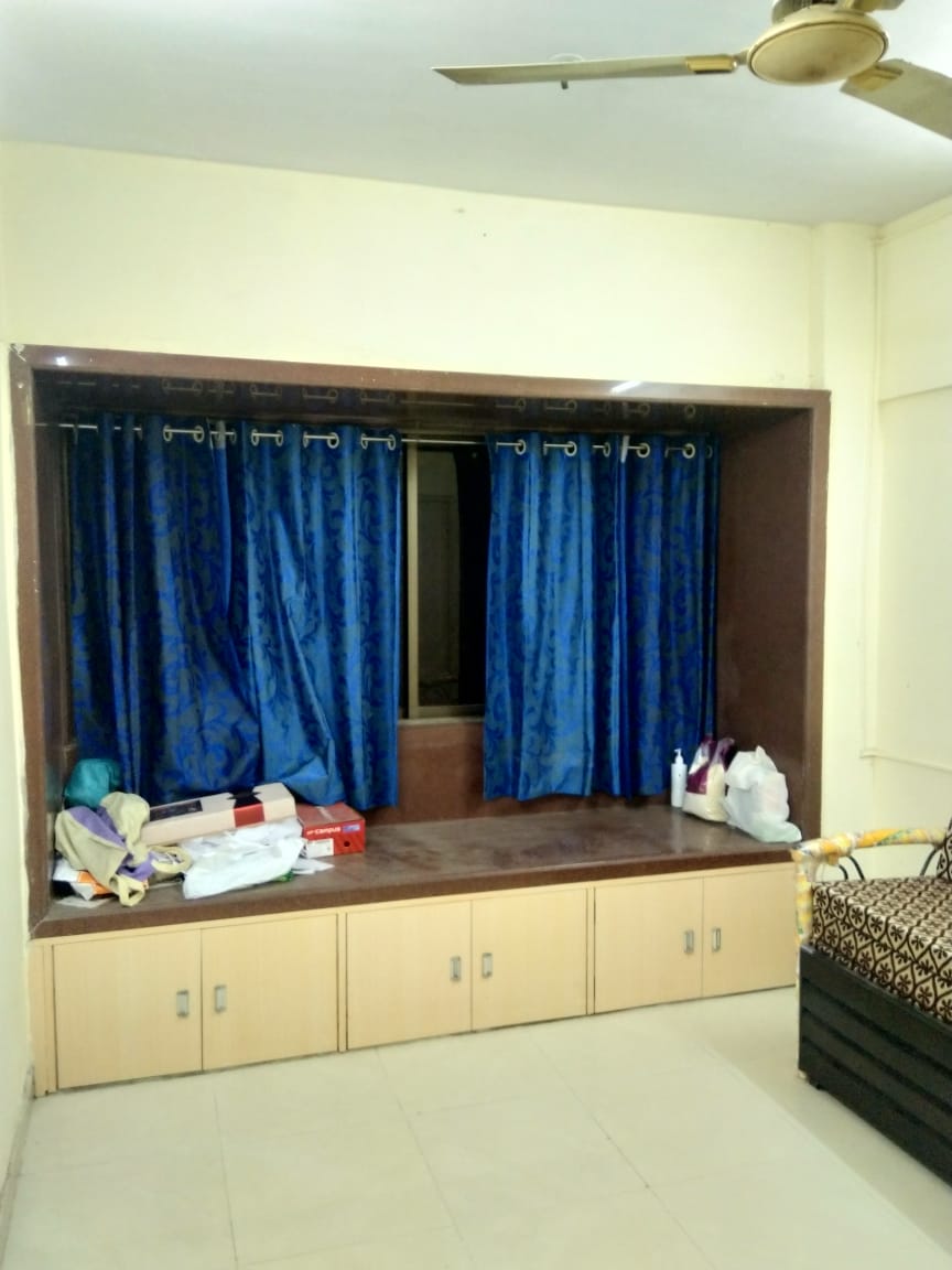 1 BHK + Pooja Room,Servant Room Apartment For Rent in Dosti Estates